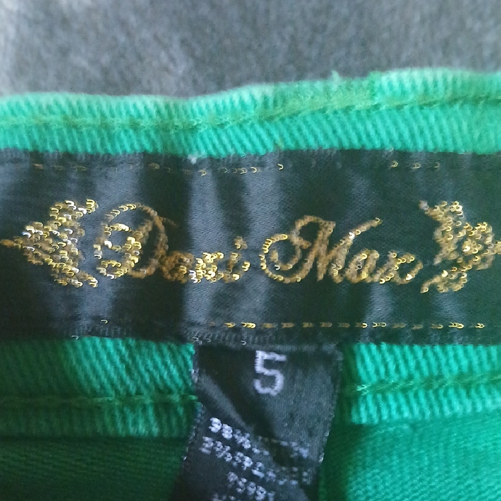 Dani Max Green Garment